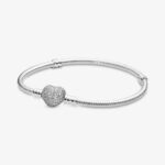 Bracciale Pandora Moments Con maglia snake e Chiusura Cuore Scintillante