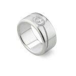 Anello Gucci Tag fascia Larga con Incrocio GG Diagonale