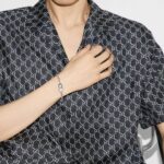 Bracciale Gucci Trademark a Catena con Ciondolo - immagine 2