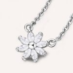 Collana Rosato Gaia Fiori Corta - immagine 3
